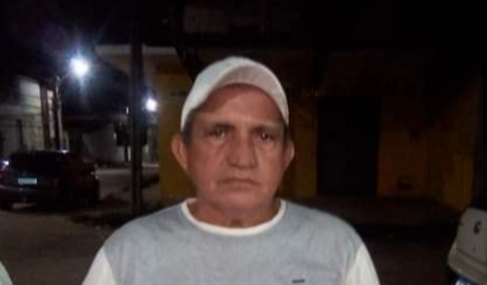 ajude a compra um carrinho de espetinho 