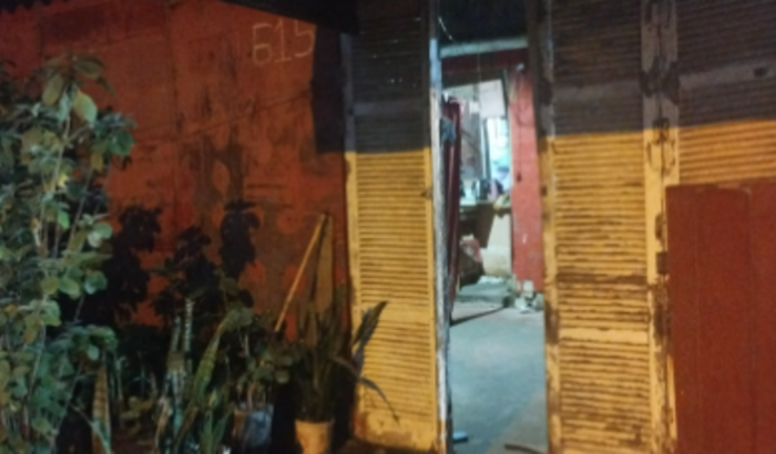 Compra uma casa pra mim moro no barraco tenho 3 filhos desempregada 