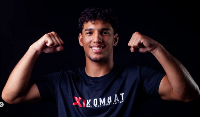 Uma Bicicleta para o Alan ir treinar e dar aulas na academia.