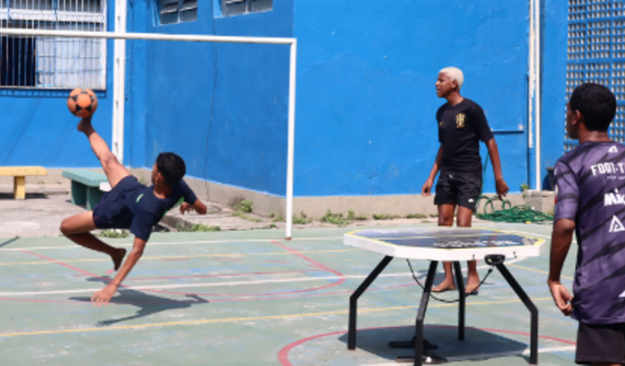 Meu sonho de jogar esse foot-table em SP. Me ajudem por favor!!