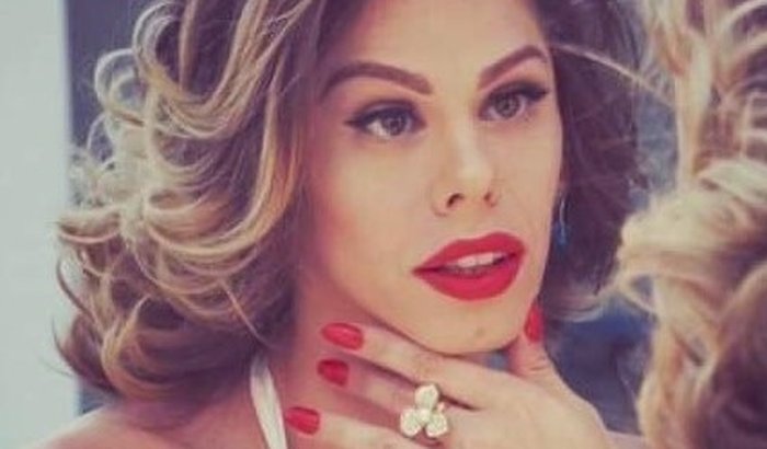 Sabrina bastos