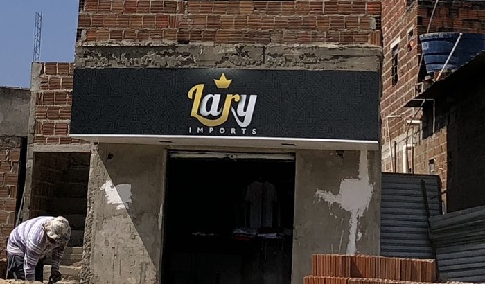LARY IMPORTS 