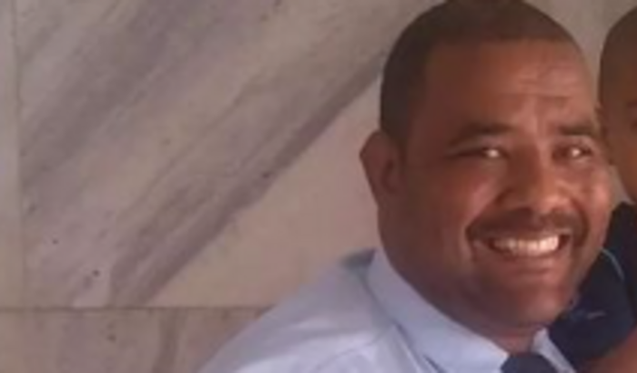 AJUDE O ANDERSON A REALIZAR A SUA CIRURGIA