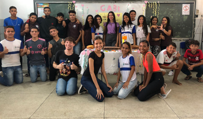 9° A: Arrecadação para o passeio do final do ano.