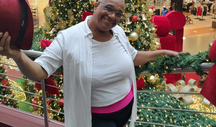 Ajuda de custos para o tratamento da Dona Elaine