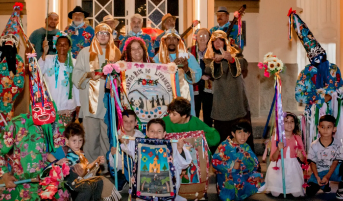  Folia Santos Reis do Livramento da cidade de Socorro-SP  