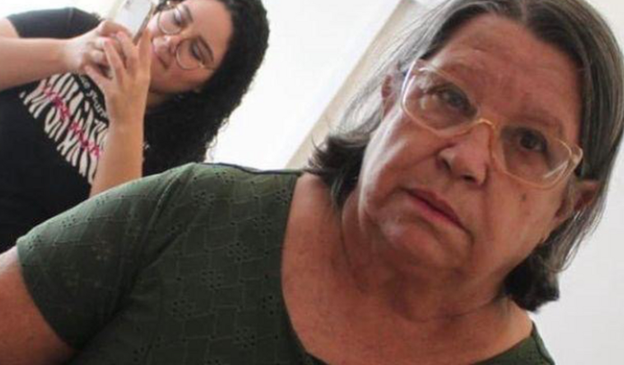 Ajude-nos para cirurgia de olho da tia Divina