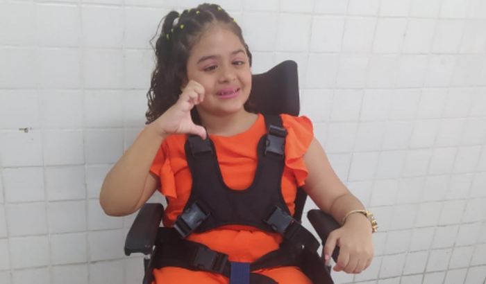 Doação pra cadeira de rodas de vivi