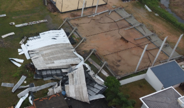 Ajuda para reconstruir a Arenna Sombrio