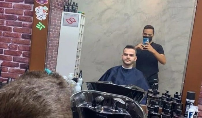 Escola  de barbeiros   