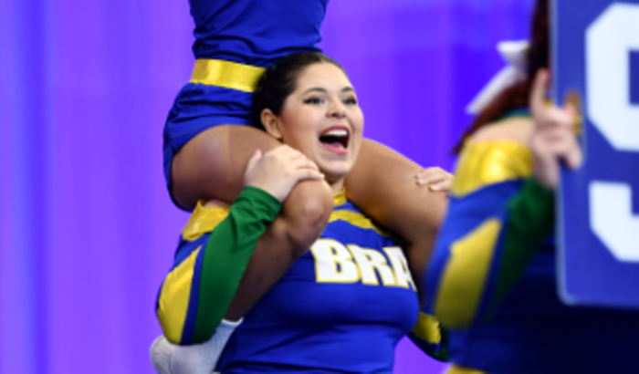 Gabi Delbem na Seleção BR de Cheerleading 