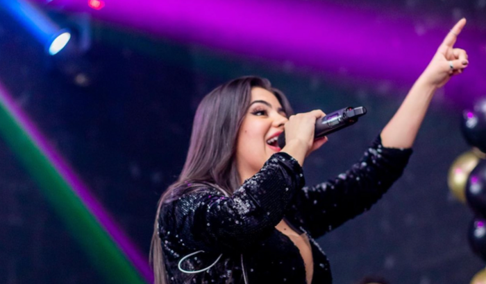 Equipamentos Pamella Barbosa e banda