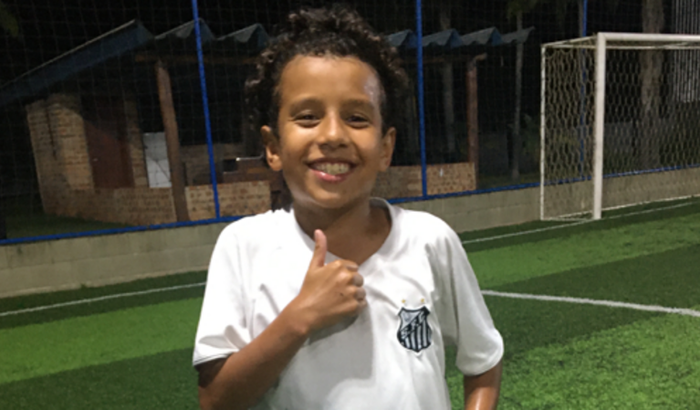 Ajude o Anthony a participar da iberleague em Portugal 