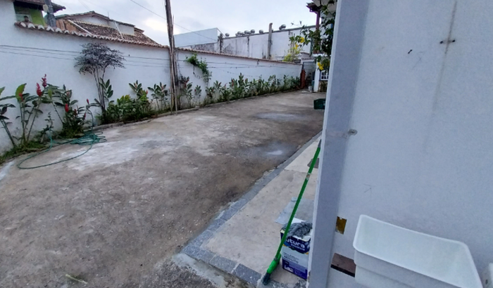 Ajuda com uma pousada abandonada!