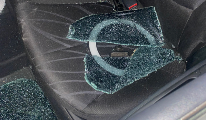 Ajuda para recuperar  material de trabalho (maquiagens)