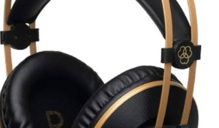 Ajuda para mim comprar meu headset de produção musical