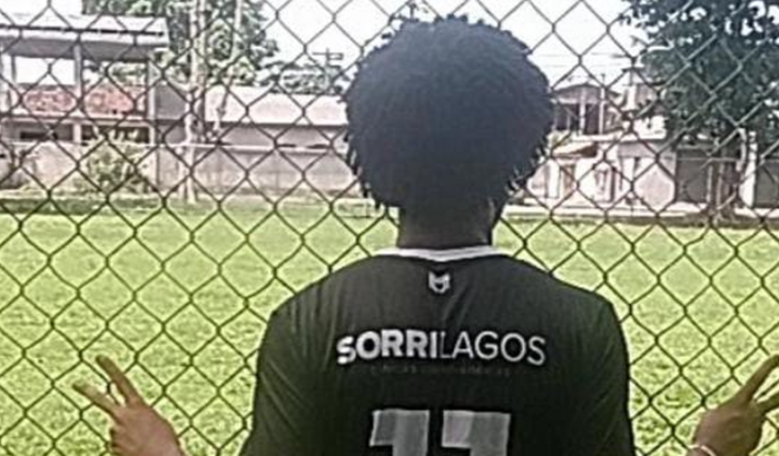 Ajuda para Realizar um sonho, de ser jogador de Futebol profissional.