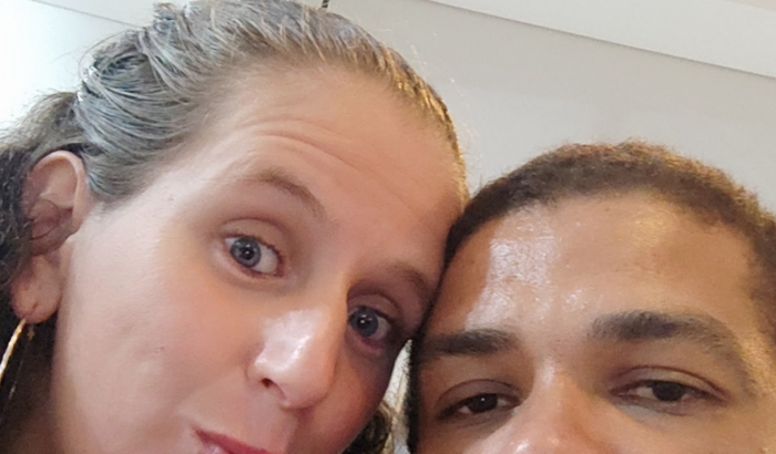 Pedido de casamento para abril de 2024