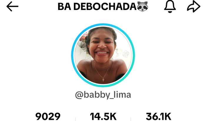 Celular para ajudar Ba Debochada