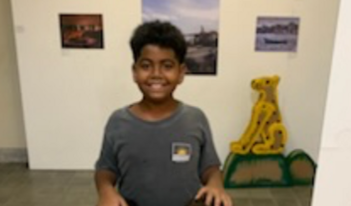 Ajudar o Enzinho que esta juntando para comprar um PC gamer. 