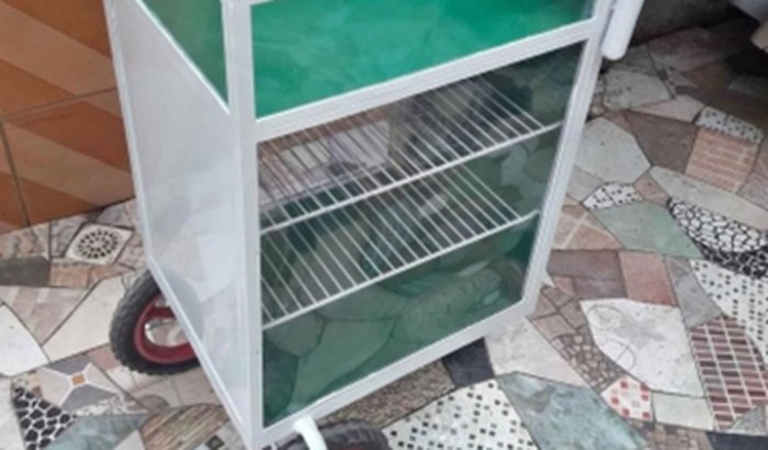 CARROCINHA PARA DOCES E SALGADOS