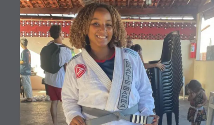 Ajude uma atleta a competir!