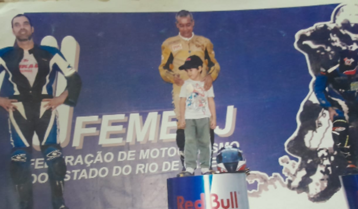 Cabelinho precisa da sua ajuda!!!!