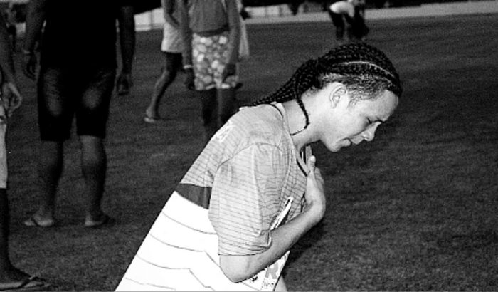 Para comprar uma chuteira pra mim de campo