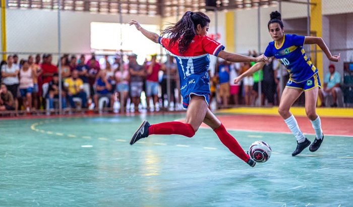 Cirurgia da Atleta Adrine da Silva Lima