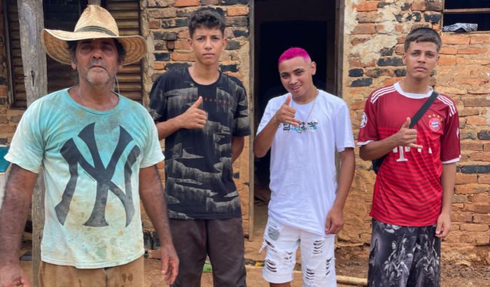 AJUDA A FAMÍLIA DO LORIM