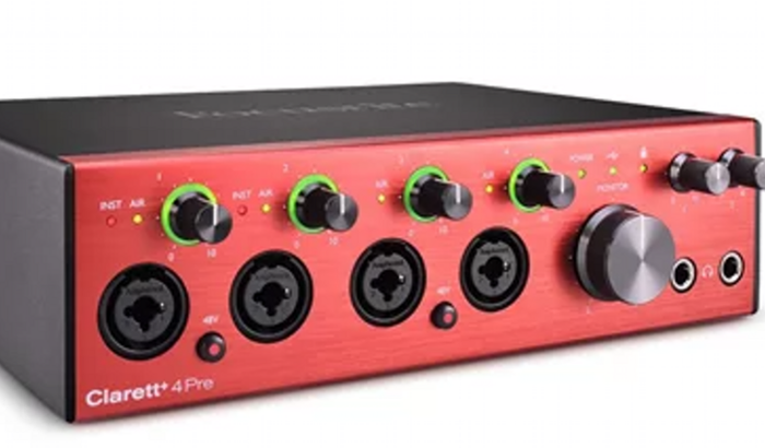 Interface de áudio USB  Focusrite Clarett