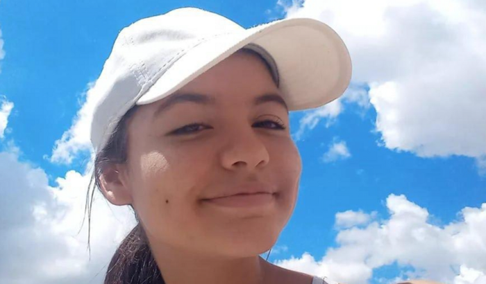 Ajuda para sepultamento da Anny