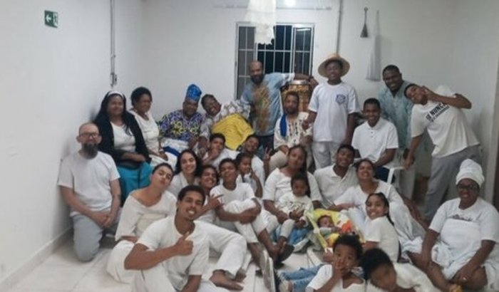 Ajuda na construção do ILE ÁSE OFÁ OYÁ KOLA 