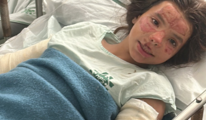 Ajude a Samira a reconstruir sua casa