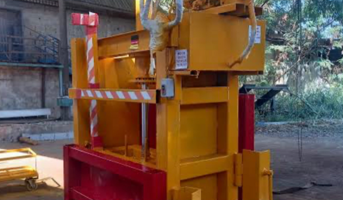 Máquina de reciclagem