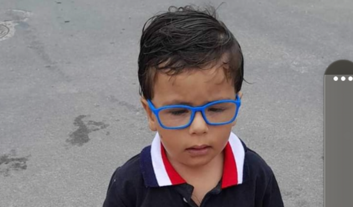 Ajude o Tiago a ganhar uma motinha elétrica usada