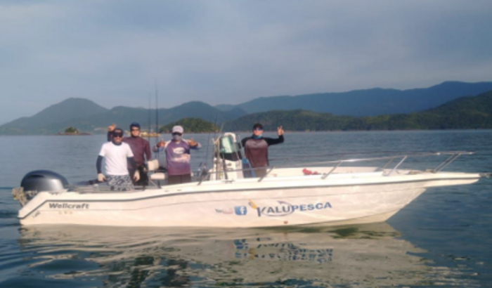 Recuperação da lancha Kalupesca