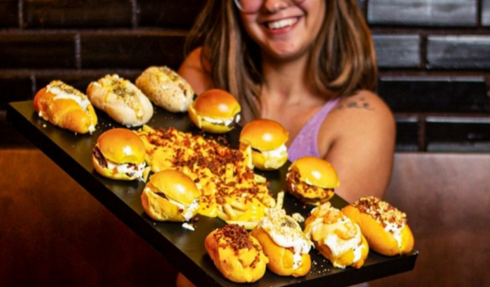 NOS AJUDE A NOS REERGUER 