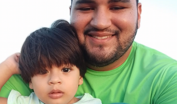 Ajuda para uma família abençoada.