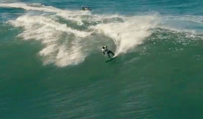 Ajude o atleta Daniks Fischer a comprar o ticket p/ Nazaré! 🇵🇹