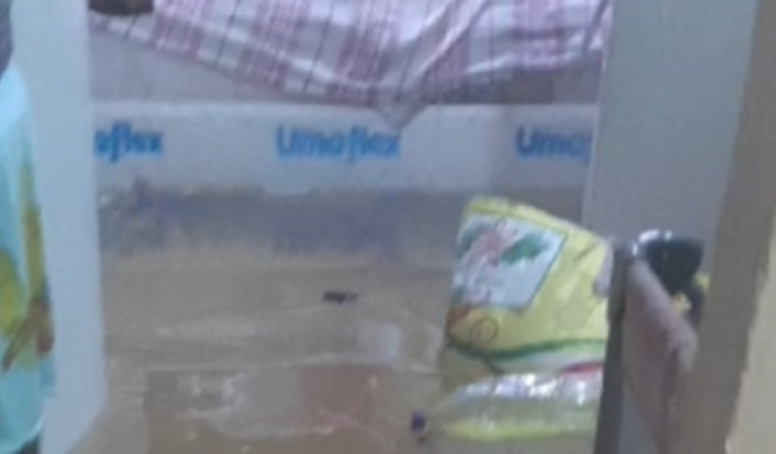 AJUDA DEVIDO A CHUVA PFV