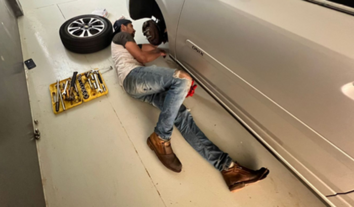 Arrumar meu carro de serviço mecânico 24h 