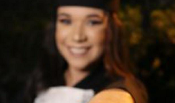 Ajudar uma amiga que está sem condições de pagar o restante da tão sonhada formatura 