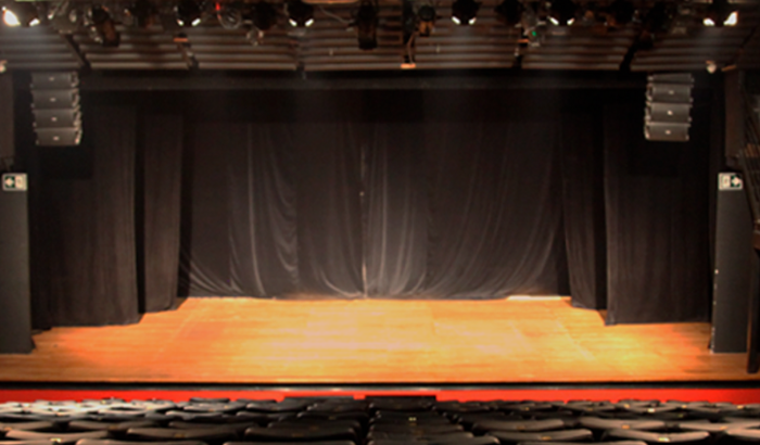 Construção de um Teatro no Cabo