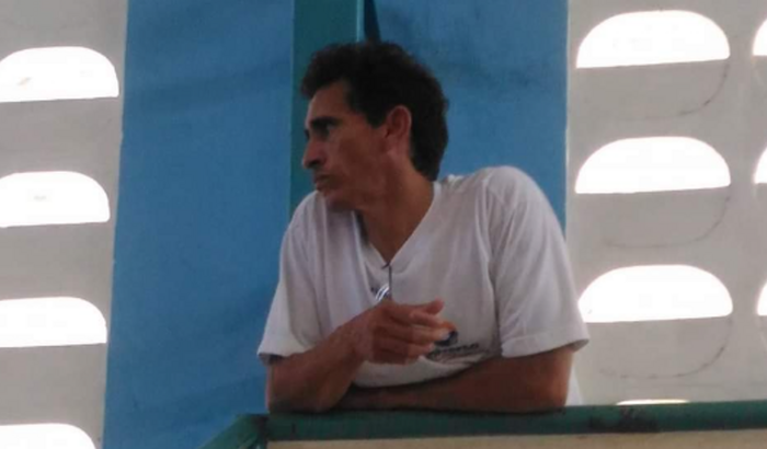 cirurgia urgente pro meu tio.