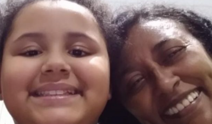 Ajuda para comprar uma máquina de costura reta e  uma máquina  overlock para poder trabalhar  