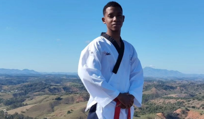 Conquista de um sonho. "Faixa preta de Taekwondo"