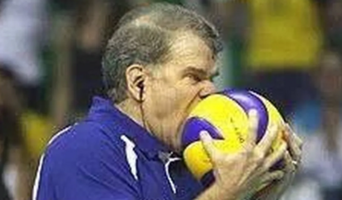 Vaquinha da bola de vôlei PNR1