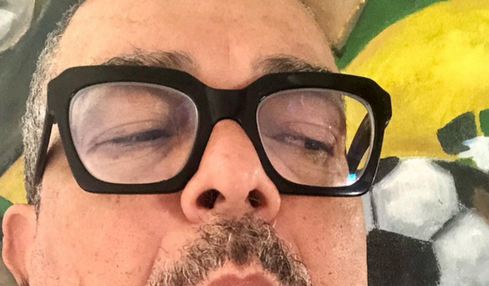 Um novo celular para Zaca 