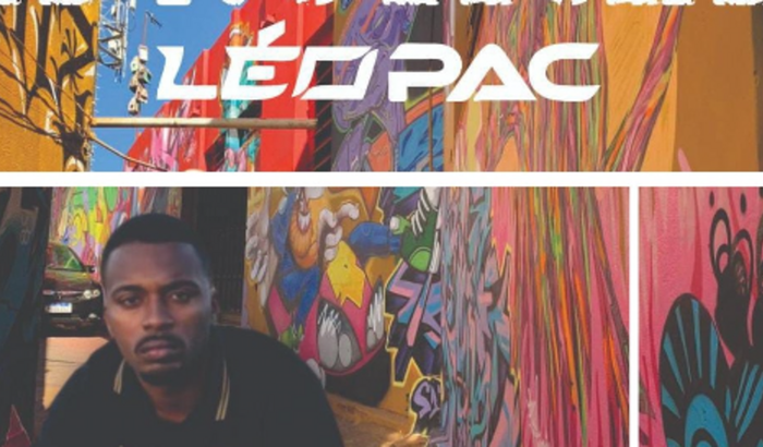 Gravação do meu primeiro web clipe para começar meu sonho de ser cantor profissional sou muito humilde moro na Bahia